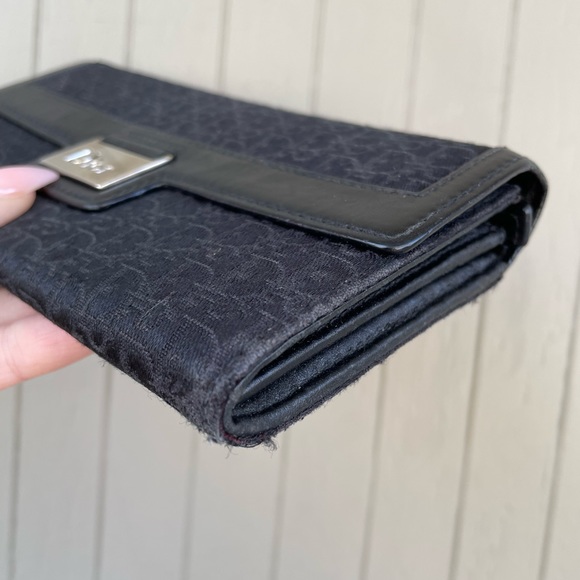 Vintage 2000’s Dior Wallet - Picture 5 of 9